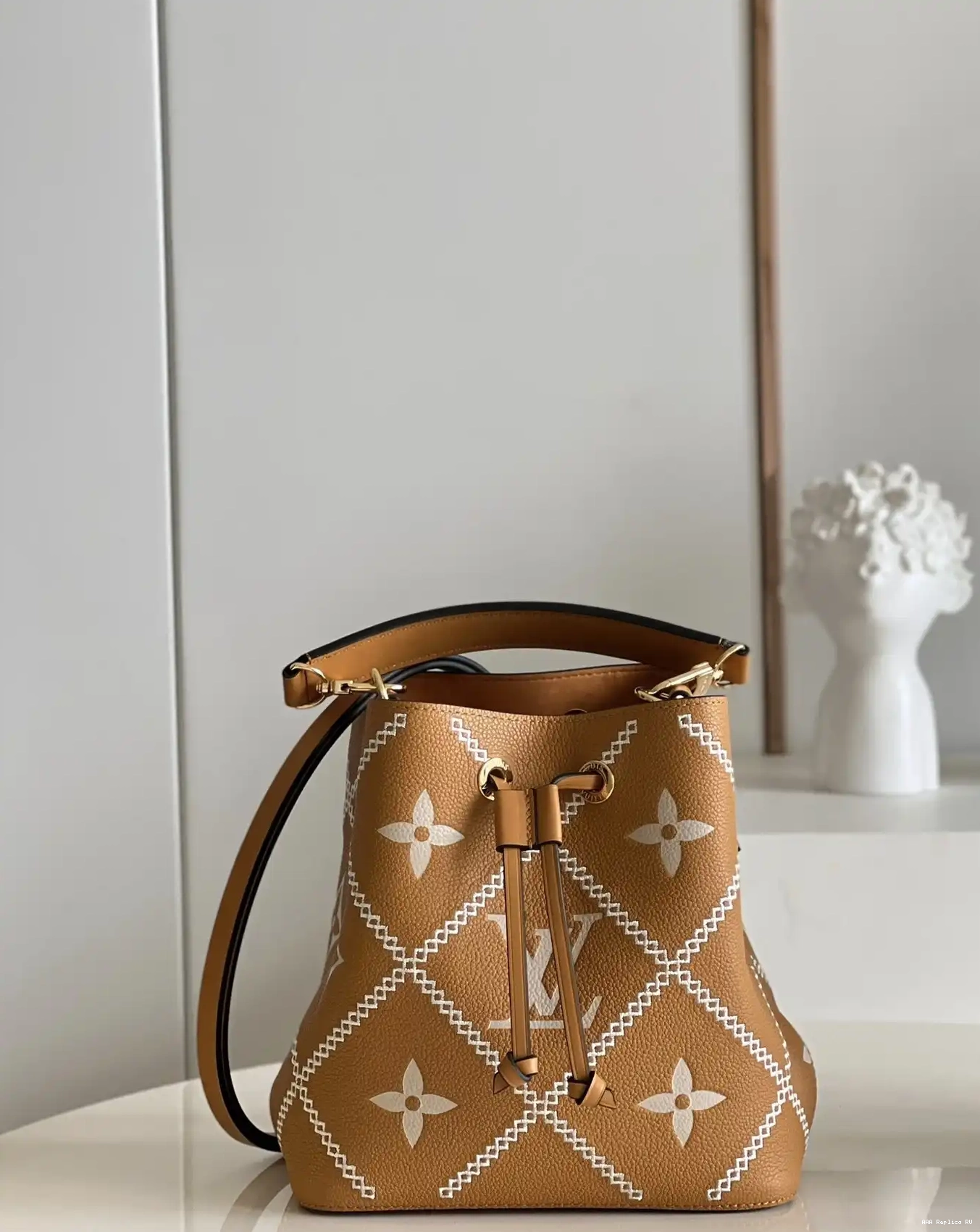 Aaa replica bags VUITTON NÉONOÉ LOUIS BB 0602